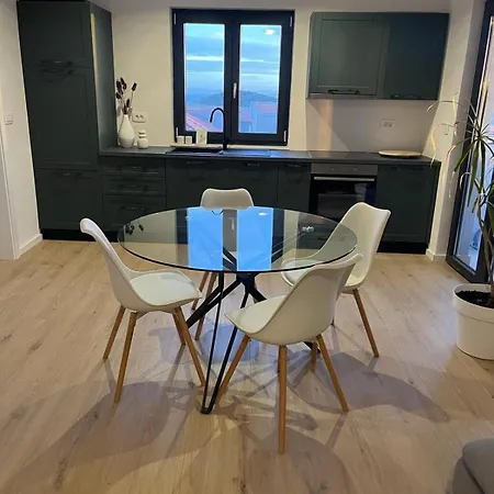 Blue Sea Apartment